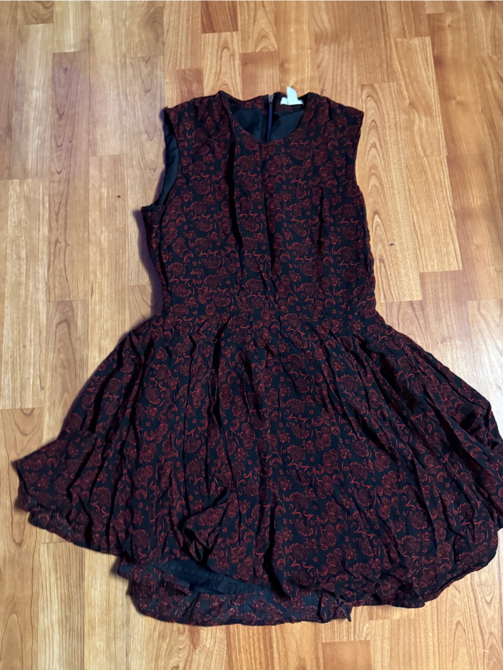 H&M Black and Rust Paisley Sleeveless Blouse